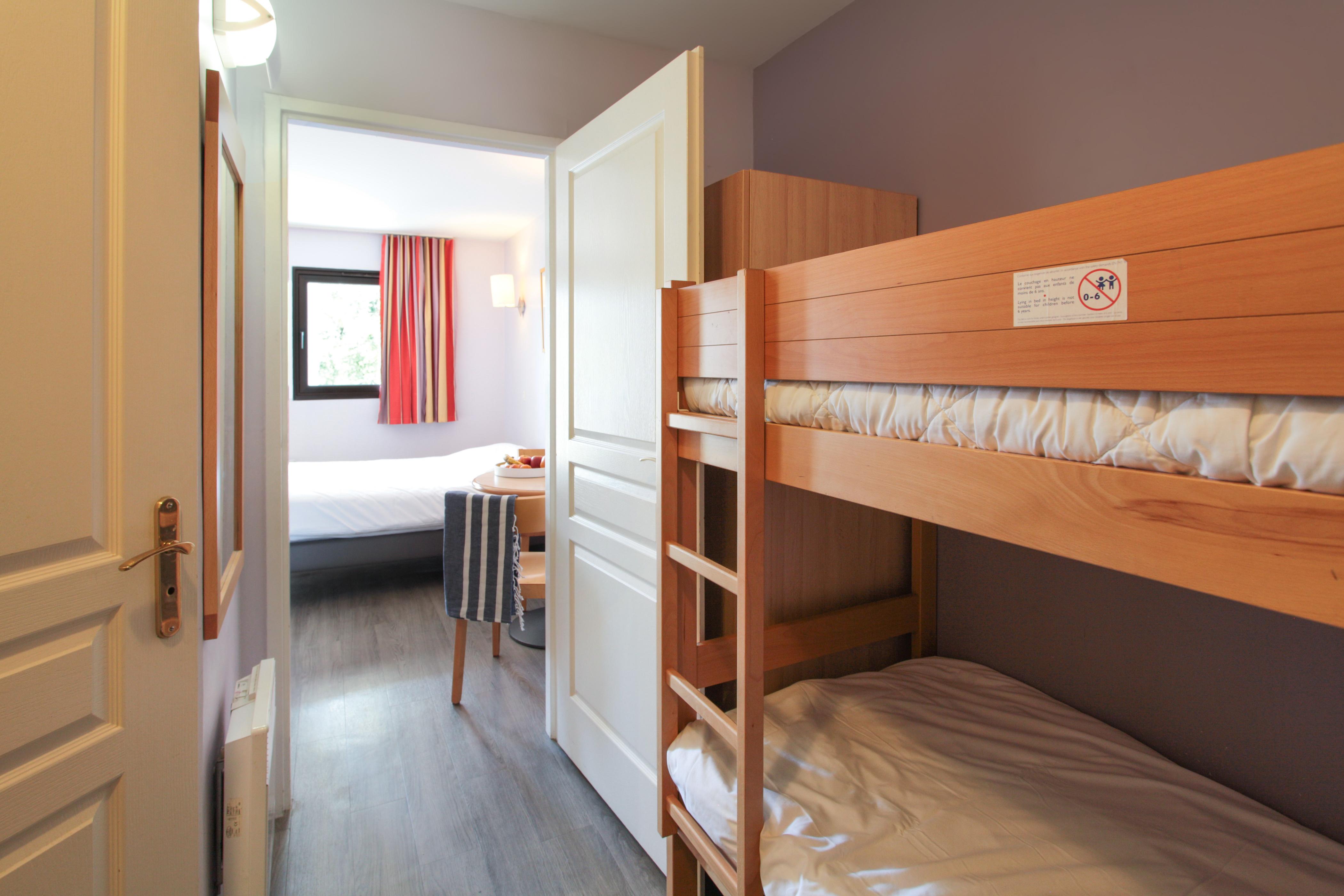 เรซิด็องซ์ ปิแยร์ แอนด์ วาก็องซ์ ซองทร์ Aparthotel ลาโรแชล ภายนอก รูปภาพ