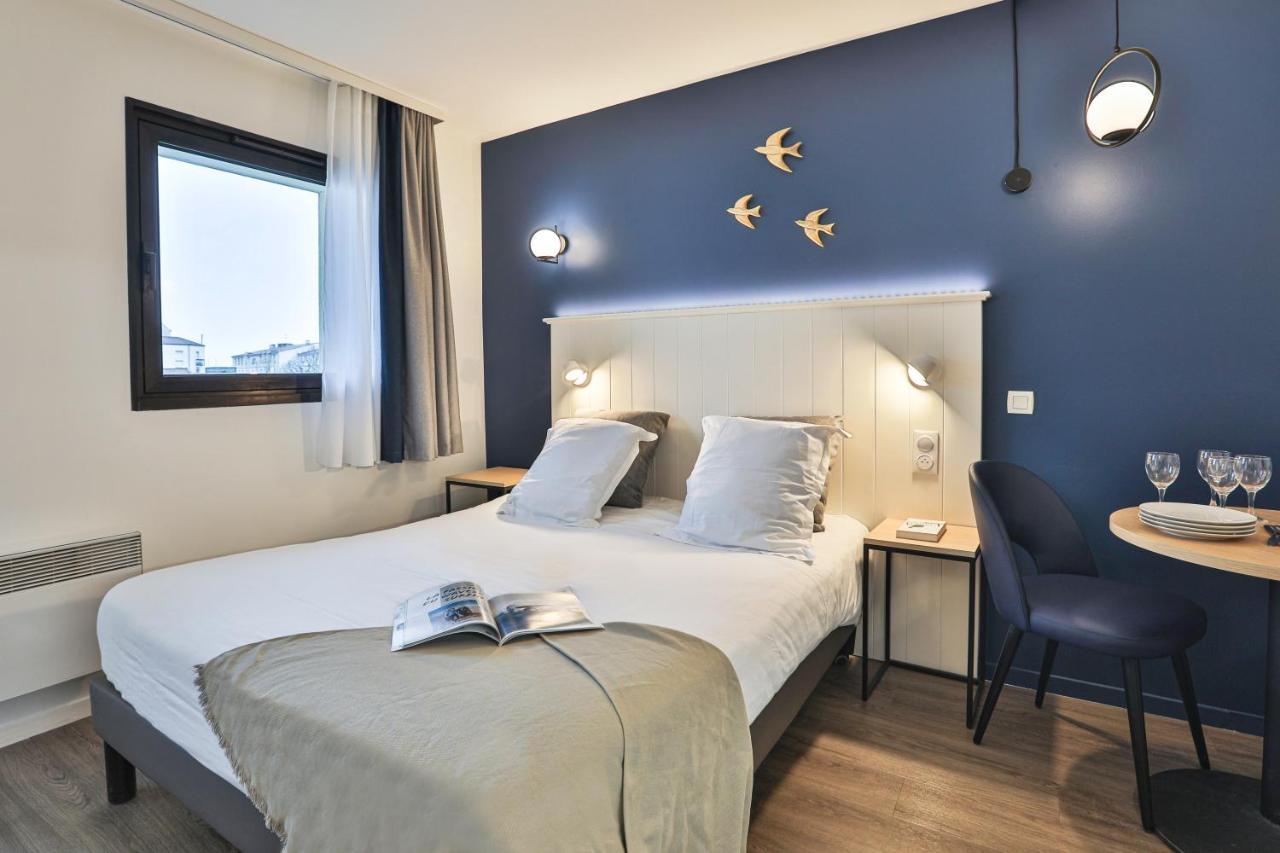 เรซิด็องซ์ ปิแยร์ แอนด์ วาก็องซ์ ซองทร์ Aparthotel ลาโรแชล ภายนอก รูปภาพ